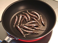メヒカリ（目光・めひかり）干物はフライパンでも調理できます！