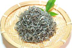 敬老の日のプレゼントに人気!かちりちりめんじゃこ